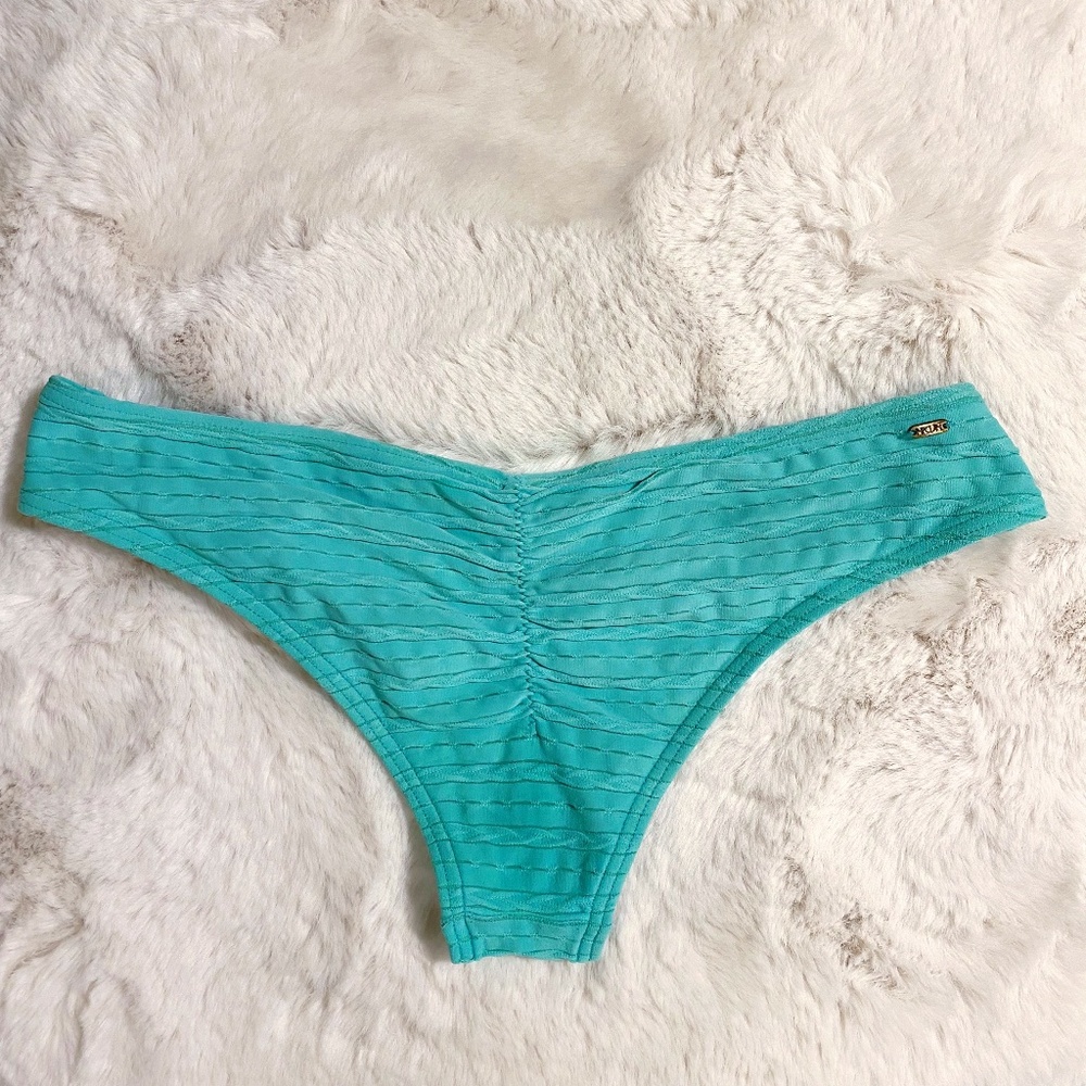 RipCurl - BOTTOMS - Bikini - Small - Cheeky - Cute